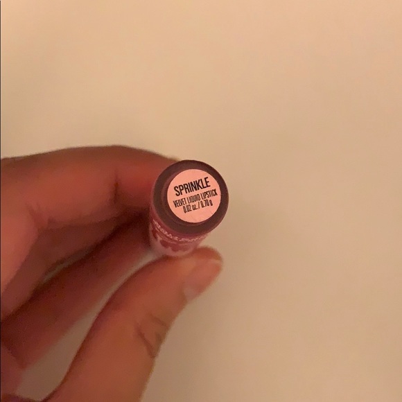 Tarte, Stila, Kylie Cosmetics makeup bundle - Picture 3 of 3